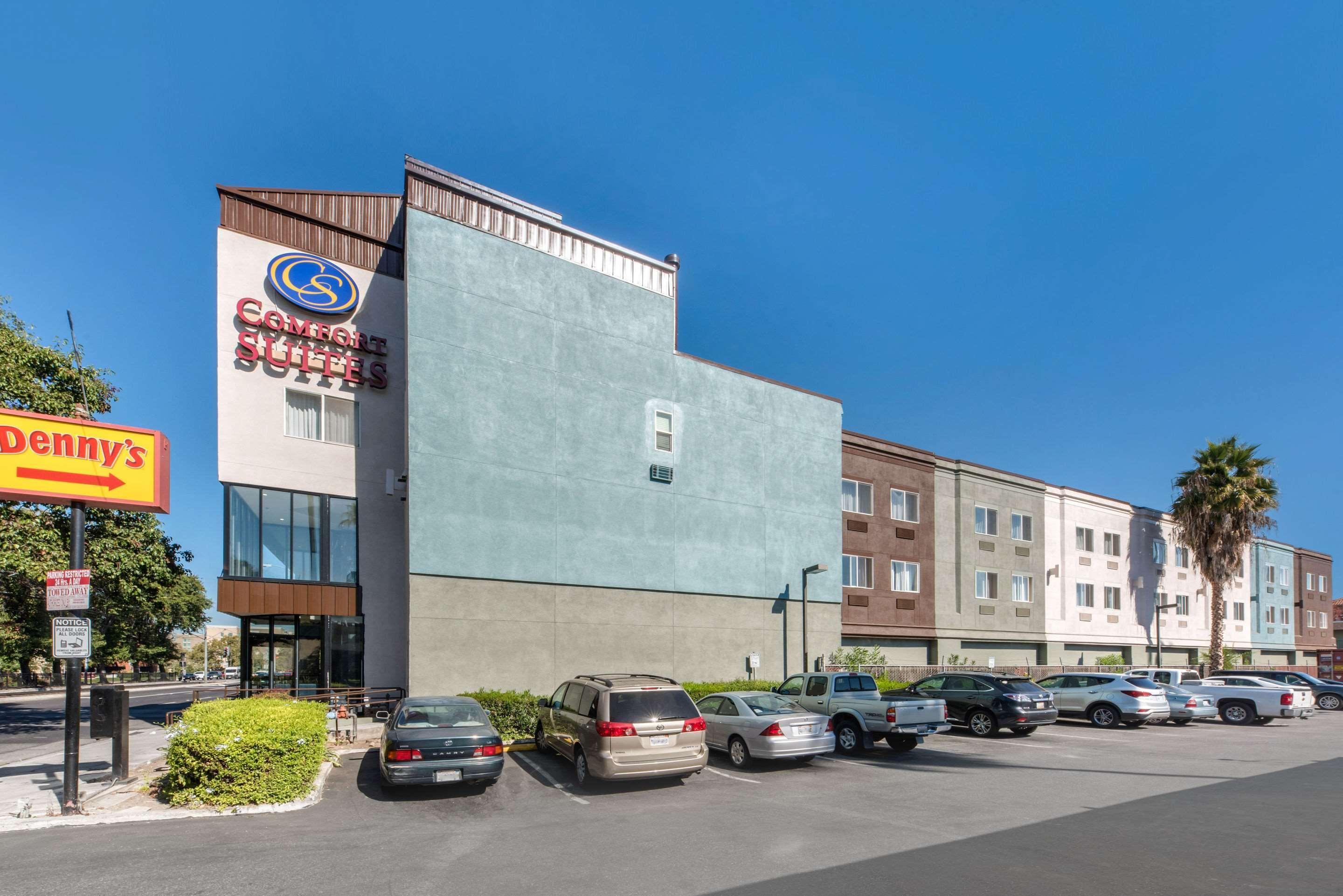 Comfort Suites San Jose Airport Екстер'єр фото