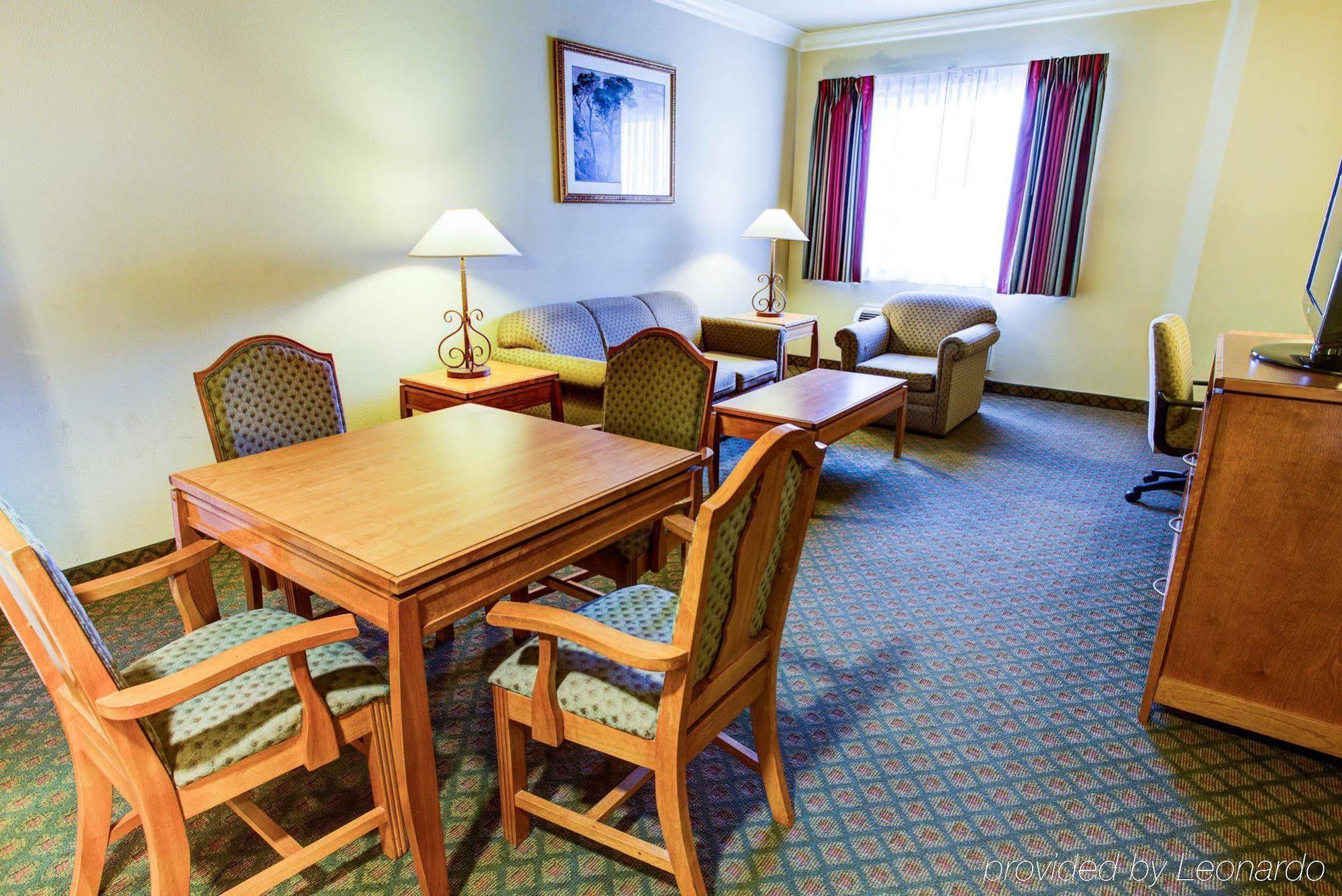 Comfort Suites San Jose Airport Екстер'єр фото